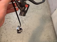 Magura mt8