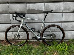 Canyon Endurace CF 7 Di2 XL | DT Swiss ERC 1600 Carbon | Shimano 105 Di2
