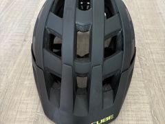 Prilba MTB Cube