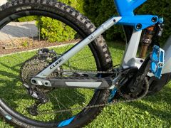 Cube stereo hybrid 140 actionteam Carbon