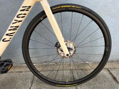 Canyon Endurance CF 8 Ultegra