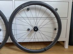 Hunt karbónové kolesá 40