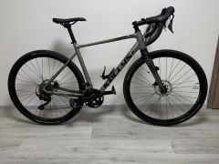 Gravel Kellys Soot 50 M