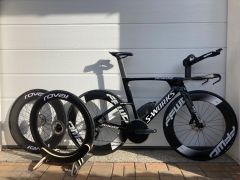 S-Works Shiv TT 1x12 AXS cocpit Vision 2 sady kol