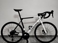 Canyon Ultimate CF SL 7 cestný bicykel