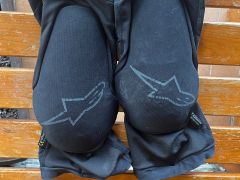 Chraniče kolien Alpinestars