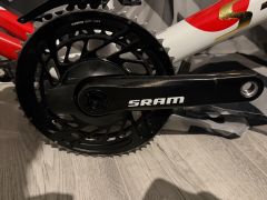 Sram force axs kluky s wattmetrom