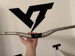 Řidítka Renthal Fatbar Carbon 35 / 800