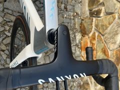 Canyon Aeroad AXS CFR