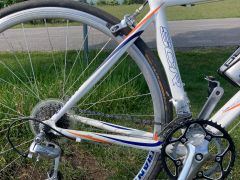 Cestný bike - Giant SCR 1