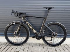 Canyon Aeroad CFR Di2 - Dura Ace + Wattmeter