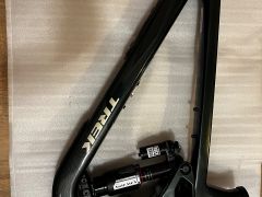 Rám Trek Slash Gen6 L