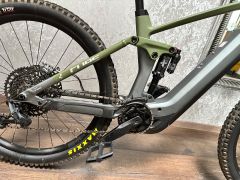 Cube Stereo Hybrid 160 TM HPC 750w flashgrey&amp;olive M