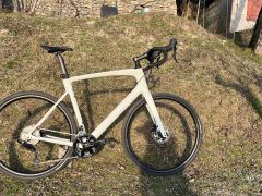 Specialized Roubaix SL8 Sport 105