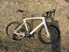 Specialized Roubaix SL8 Sport 105