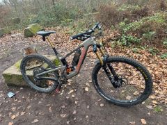 Santa Cruz Megatower C v2 veľk.M