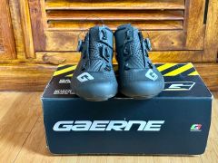 Silniční tretry Gaerne G.Tuono Carbon Matt Black, velikost 44