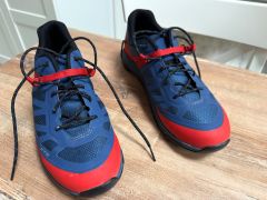 Shimano Sh-Et500 tretry, červená/modrá, EU 46