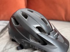 Giro Chronicle Mips L-veľkosť