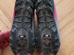 Damske Shimano Tretry