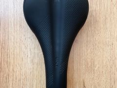 WTB Volt Cromoly Medium sedlo, 142 mm