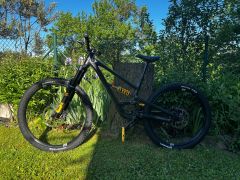 YT Capra Core 3 AL velikost M (Öhlins)