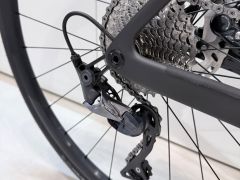 Scott Addict 20 Ultegra - raw black