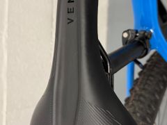 Bicykel Cube Elite C:62 SLX Rookie carbon'n blue'n'red