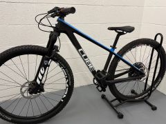 Bicykel Cube Elite C:62 SLX Rookie carbon'n blue'n'red