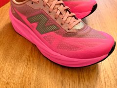 Bežecké topánky New Balance FuelCell Rebel v5