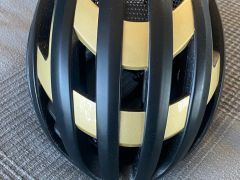 Abus AirBreaker prilba, black gold, M (52-58 cm)