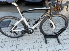 Pinarello F9