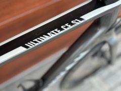 Canyon Ultimate CF SL Disc 8.0 (veľkosť L)