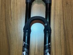 FOX Float 38 Performance Grip 27.5 180mm