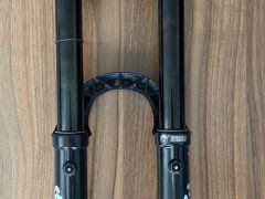 FOX Float 38 Performance Grip 27.5 180mm