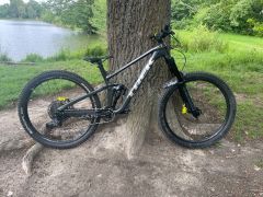 Trek Slash