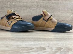 Tretry Leatt 4.0 clip 42