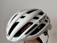 Cyklistická prilba Giro