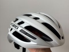 Cyklistická prilba Giro