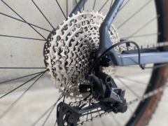 Bicykel Cube Reaction PRO Smoke N Black