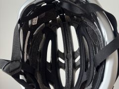 Cyklistická prilba Giro