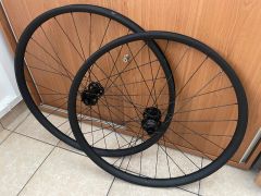 Specialized Mullet kolesa