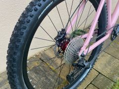 Atres Bikes ružový