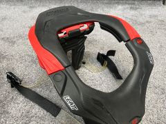 661 EVO Leatt Brace DBX 5.5