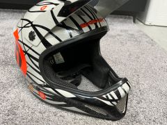661 EVO Leatt Brace DBX 5.5