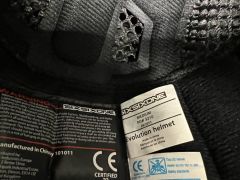 661 EVO Leatt Brace DBX 5.5