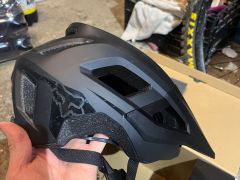 Prilba FOX MainFrame