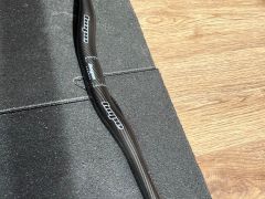 Hope carbon 31.8mm, 770mm, 20mm rise