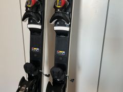 Zjazdové lyže Rossignol Hero Master M23 185 cm