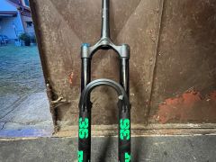 Fox 36 performance elite grip 2